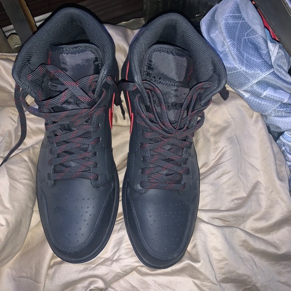 Gucci and jordans *authentic no bs* - Picture 4 of 9